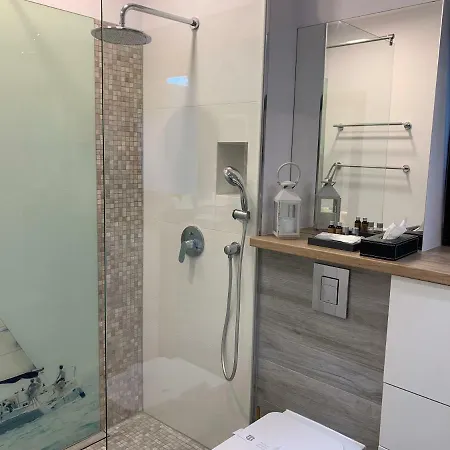 Apartment Apartament Wrony 8a
