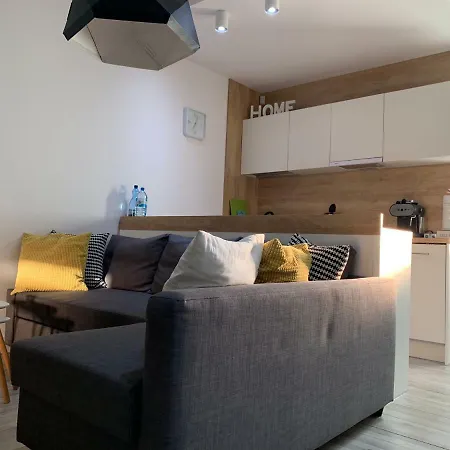 Apartment Apartament Wrony 8a