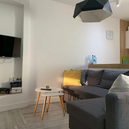 Apartament Wrony 8a *